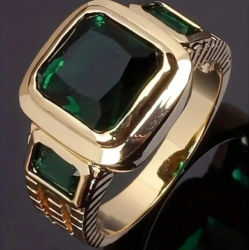 Alaric Valemont Ring | Gold