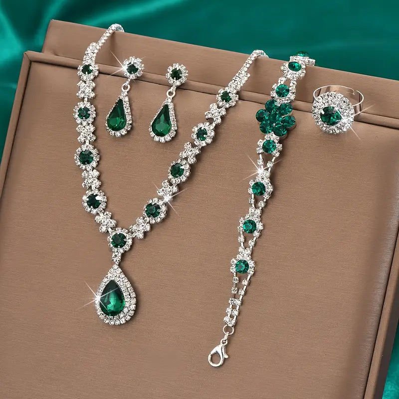 Alessia Lyselle Jewelry Set | White Gold