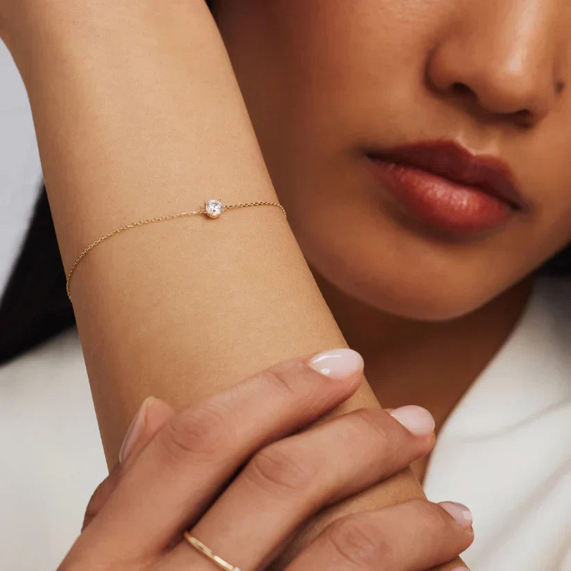 Chloé Moissanite Stone Bracelet | Gold