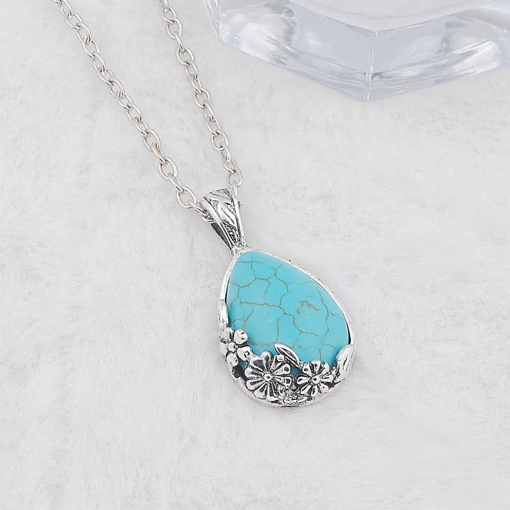 Estelle Ornament Pendant Necklace | White Gold