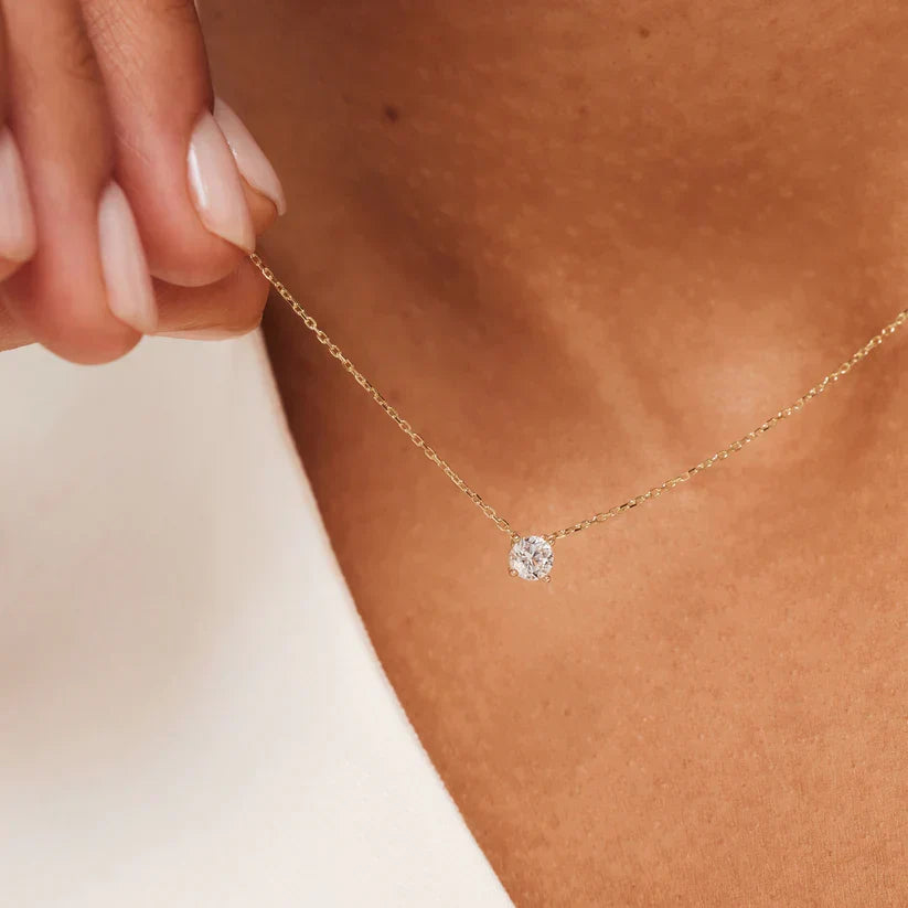 Chloé Moissanite Stone Necklace | Gold
