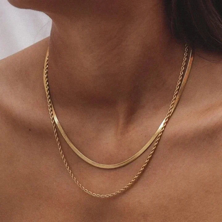 Julia Solenne Necklace | Gold