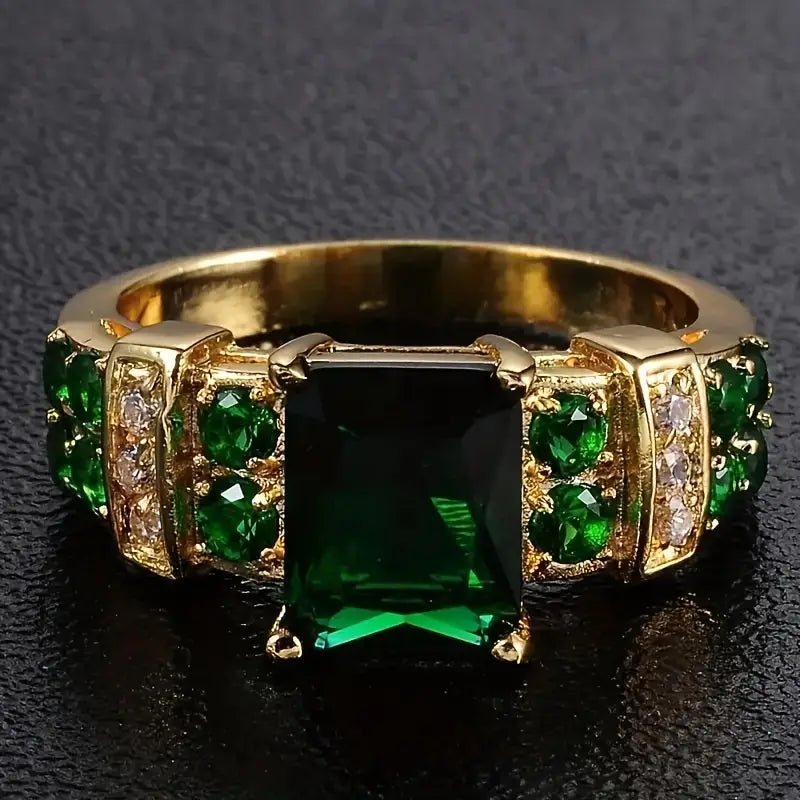 Aveline Verdara Ring | Gold