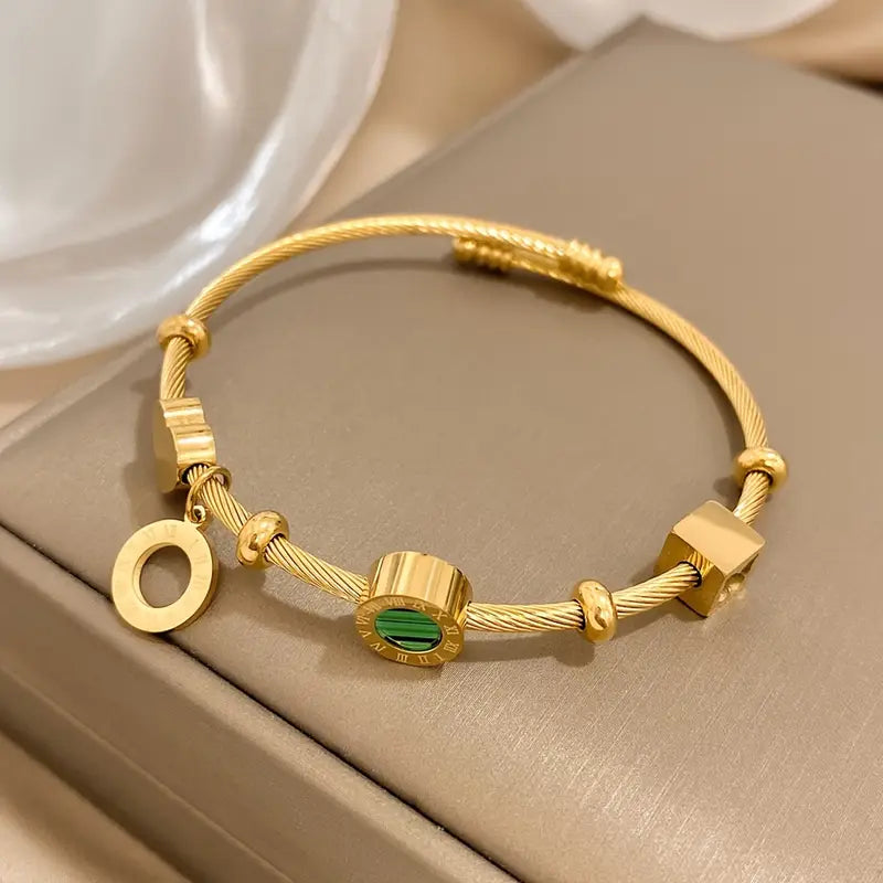 Celeste Moreau Bracelet | Gold