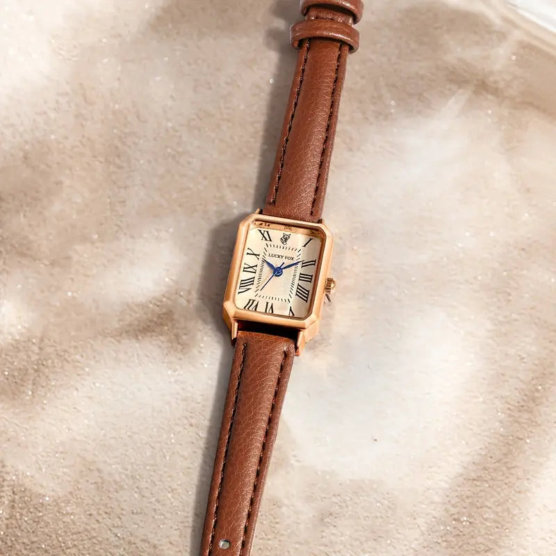 Vivienne Crest Watch | Gold