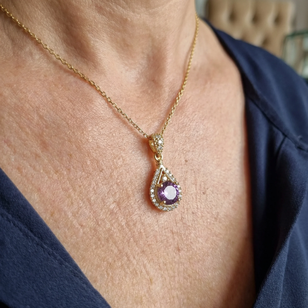 Larena Halo Pendant Necklace | Gold