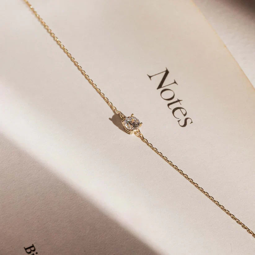 Chloé Moissanite Stone Bracelet | Gold